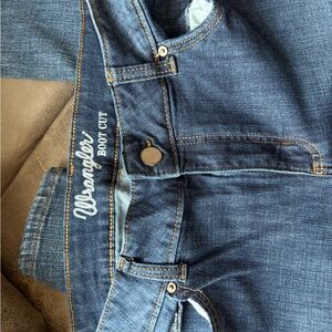 Wrangler Women's Boot Cut Jeans - Dark Blue size 15/32